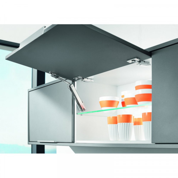 Малый поворотный подъемник AVENTOS HK-XS 11 c вкладными петлями и прямыми ответными планками Малый поворотный подъемник AVENTOS HK-XS 11 c вкладными петлями и прямыми ответными планками